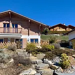Chalet K2